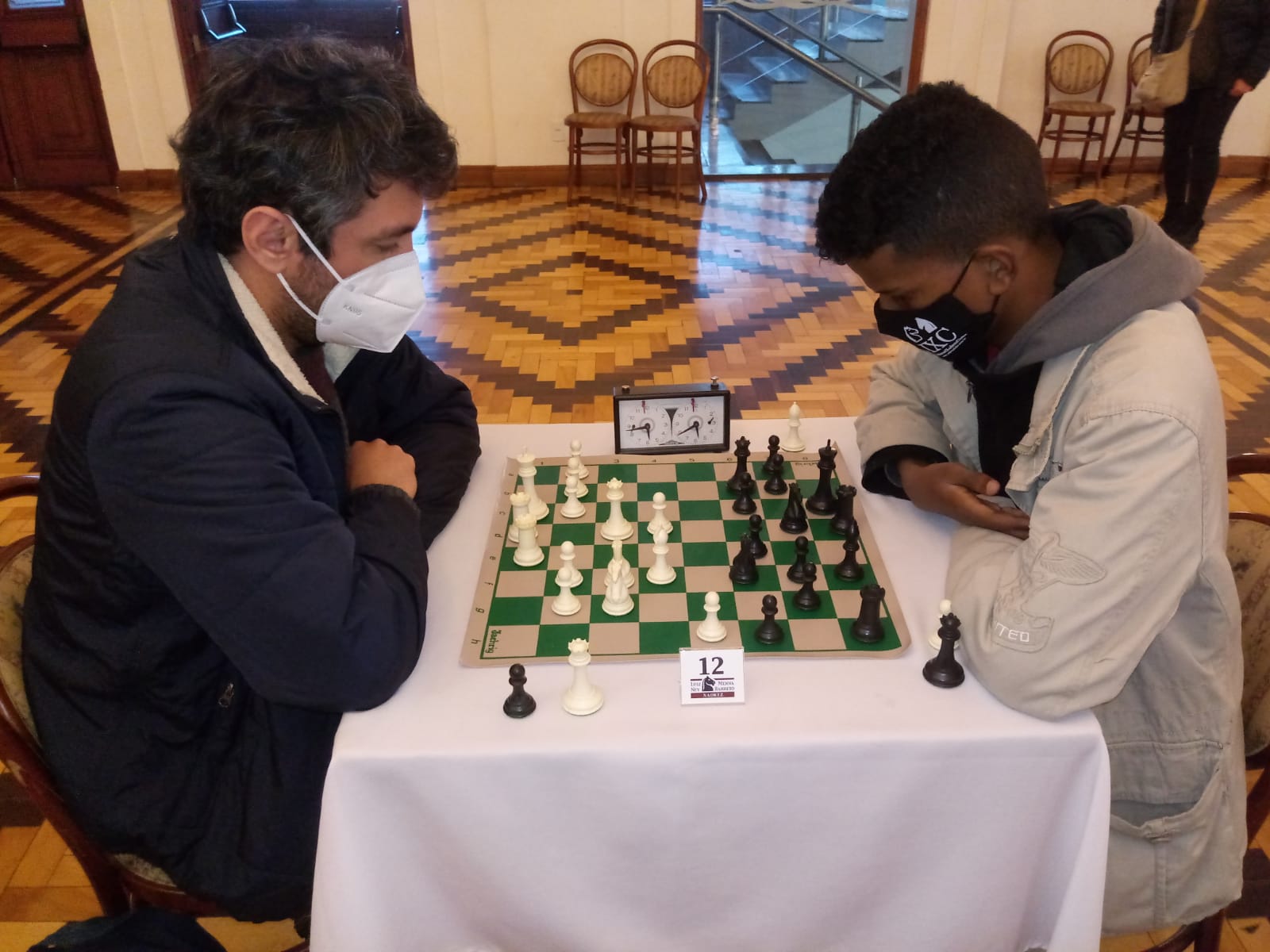 Estratégia moderna do xadrez - AABB Porto Alegre